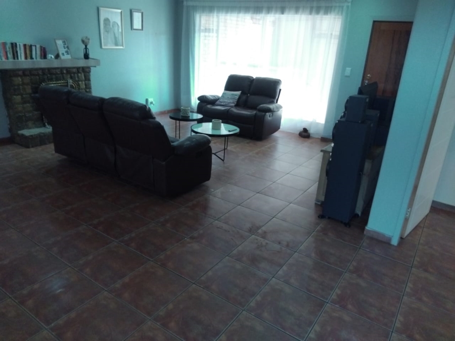 3 Bedroom Property for Sale in Meiringspark North West